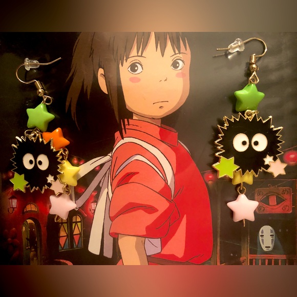 Spirited away earrings Soot sprites dangle gold hook - Picture 8 of 8